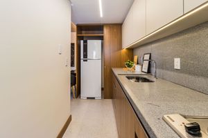Image 16 - 745212