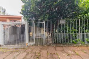 Image 1 - 745313