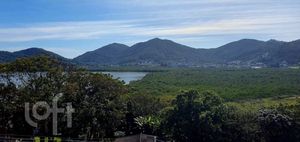 Image 39 - 745321