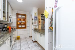 Image 61 - 745399