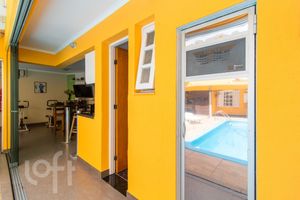 Image 33 - 745417
