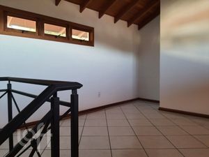 Image 19 - 745426