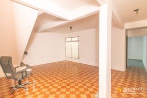 Image 3 - 745435