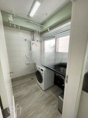 Image 9 - 745495