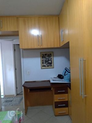 Image 4 - 745726