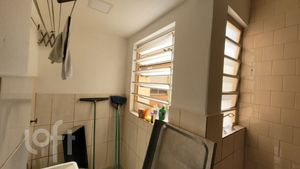 Image 7 - 745749