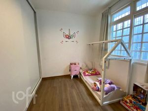 Image 8 - 745812