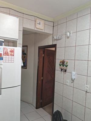 Image 3 - 745900