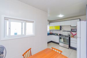 Image 32 - 746533