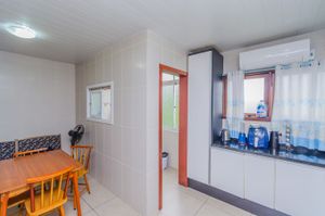 Image 34 - 746533