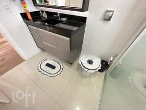 Image 9 - 746542