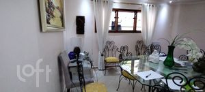Image 10 - 746581