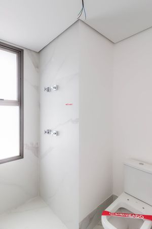 Image 26 - 746582