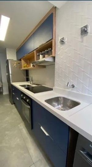 Image 6 - 746603