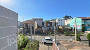 Image 21 - 746605