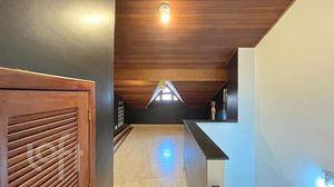 Image 30 - 746605