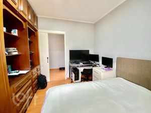 Image 8 - 746610