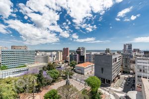 Image 10 - 746661