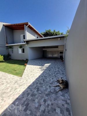 Image 24 - 746686