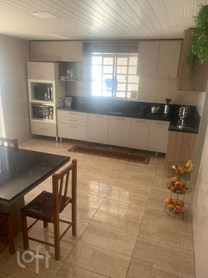 Image 1 - 746686