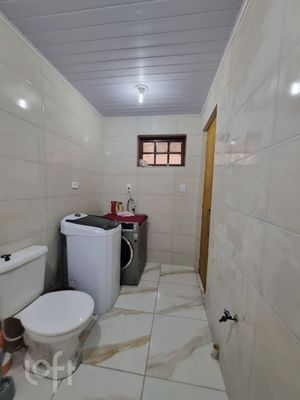 Image 32 - 746686