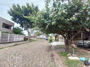 Image 25 - 746719
