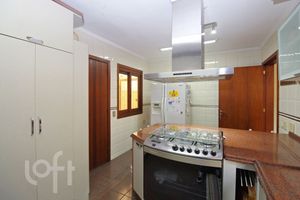 Image 36 - 746749