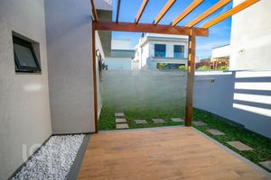 Image 8 - 746773