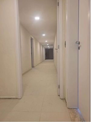 Image 1 - 746776