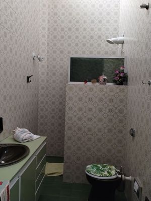 Image 7 - 746862