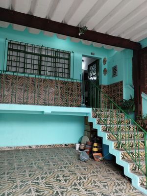 Image 1 - 746862