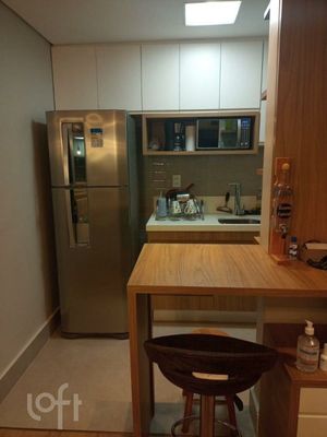 Image 8 - 746875
