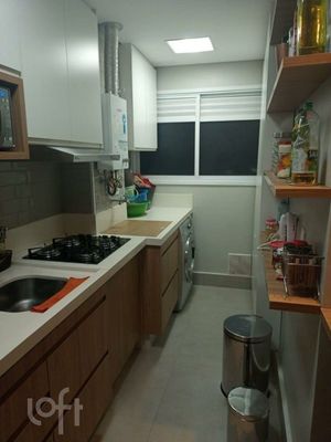 Image 6 - 746875