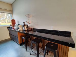 Image 8 - 746889