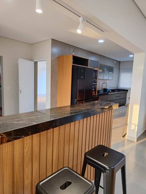 Image 7 - 746889