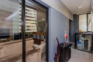 Image 7 - 746966