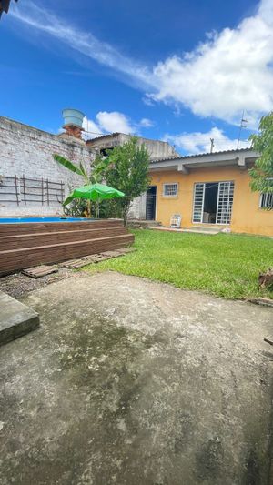 Image 19 - 747065