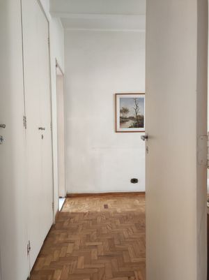Image 4 - 747135