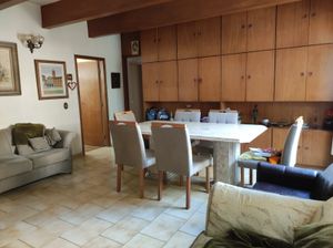 Image 14 - 747135