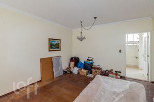 Image 2 - 747289