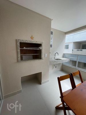 Image 5 - 747361