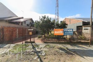 Image 21 - 747383