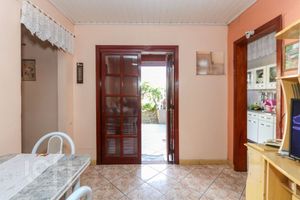 Image 6 - 747383