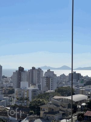 Image 14 - 747530