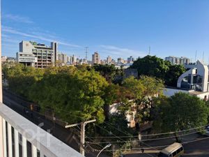 Image 2 - 747688