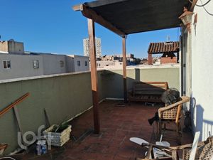 Image 6 - 747688