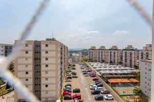 Image 16 - 747934