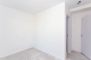 Image 36 - 748079