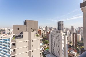 Image 43 - 748079