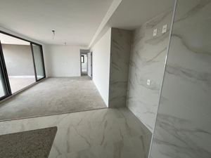 Image 3 - 748079